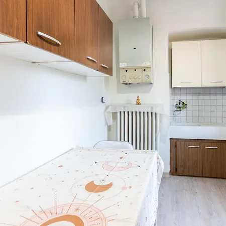 Zen Retreat Per Coppie Con Jacuzzi - Dehor E Garage Privato - Check In Automatico E Climatizzatore